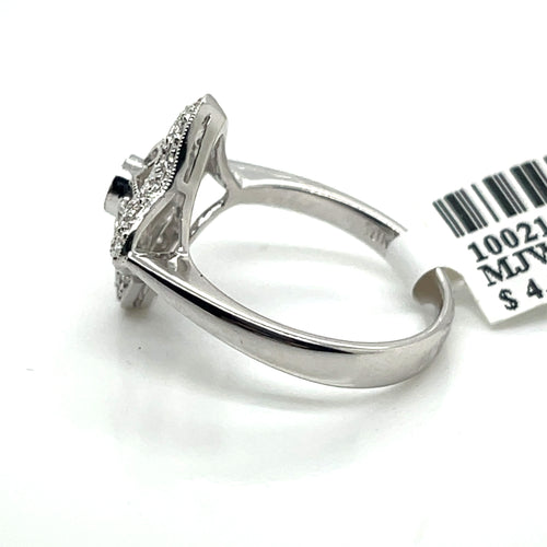 Fancy Ladies 18k White Gold 0.35 CT Diamond Ring  4.3g Size 7