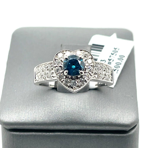 18k White Gold 1.23CT Diamond Heart Design Ladies Ring, 4.7g, Size 7.25