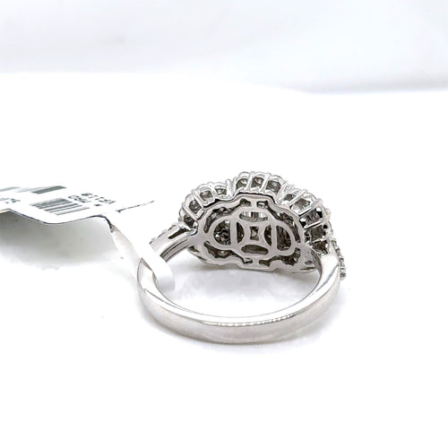 14k White Gold 2.25CT Baguette & Round Diamond Ring, 5.8gm, size 6.75