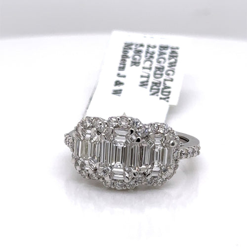 14k White Gold 2.25CT Baguette & Round Diamond Ring, 5.8gm, size 6.75