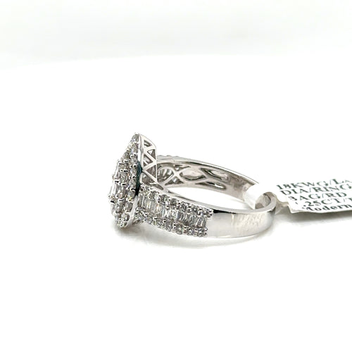 18k White Gold 1.25Ct Diamond Cluster Pear Shaped Ring 5.3gm, Size 7