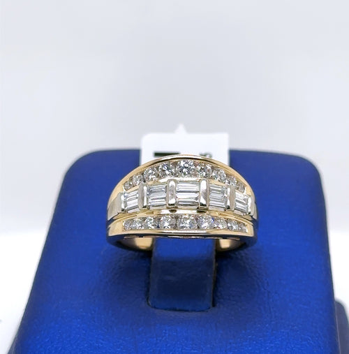 14k Yellow Gold 1.00CT Ladies Baguette Diamond Ring, 6.1gm, Size 5.75,