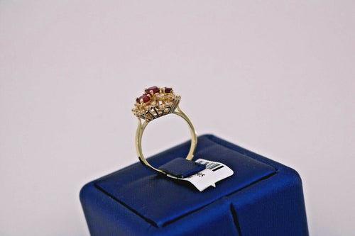 14K Yellow Gold 2.00 CT Ruby & Diamond Cluster Ladies Ring, 4.3gm, S105391