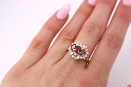 14K Yellow Gold 2.00 CT Ruby & Diamond Cluster Ladies Ring, 4.3gm, S105391