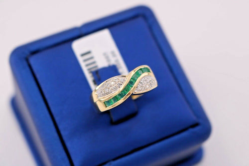 Bill Blass 14k Yellow Gold 1.00 CT Diamond & Emerald Band, 6.1gm, S14259